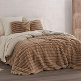 Cremefarbene Winterdecke aus Lammfellimitat Ancho 135 cm Steppdecken und Steppdecken Naty Shop Camel Ancho 150 A 160 cm