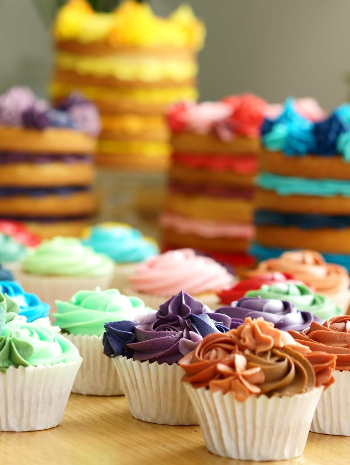Sugarflair Nudel-Lebensmittelfarbe Lila, 4er-Set, Nudel-Lebensmittelfarbe, Fondant, Marzipan, Zuckerpaste, Buttercreme und mehr: Lila, Lavendel, Traubenviolett, Tiefviolett – 4er-Set