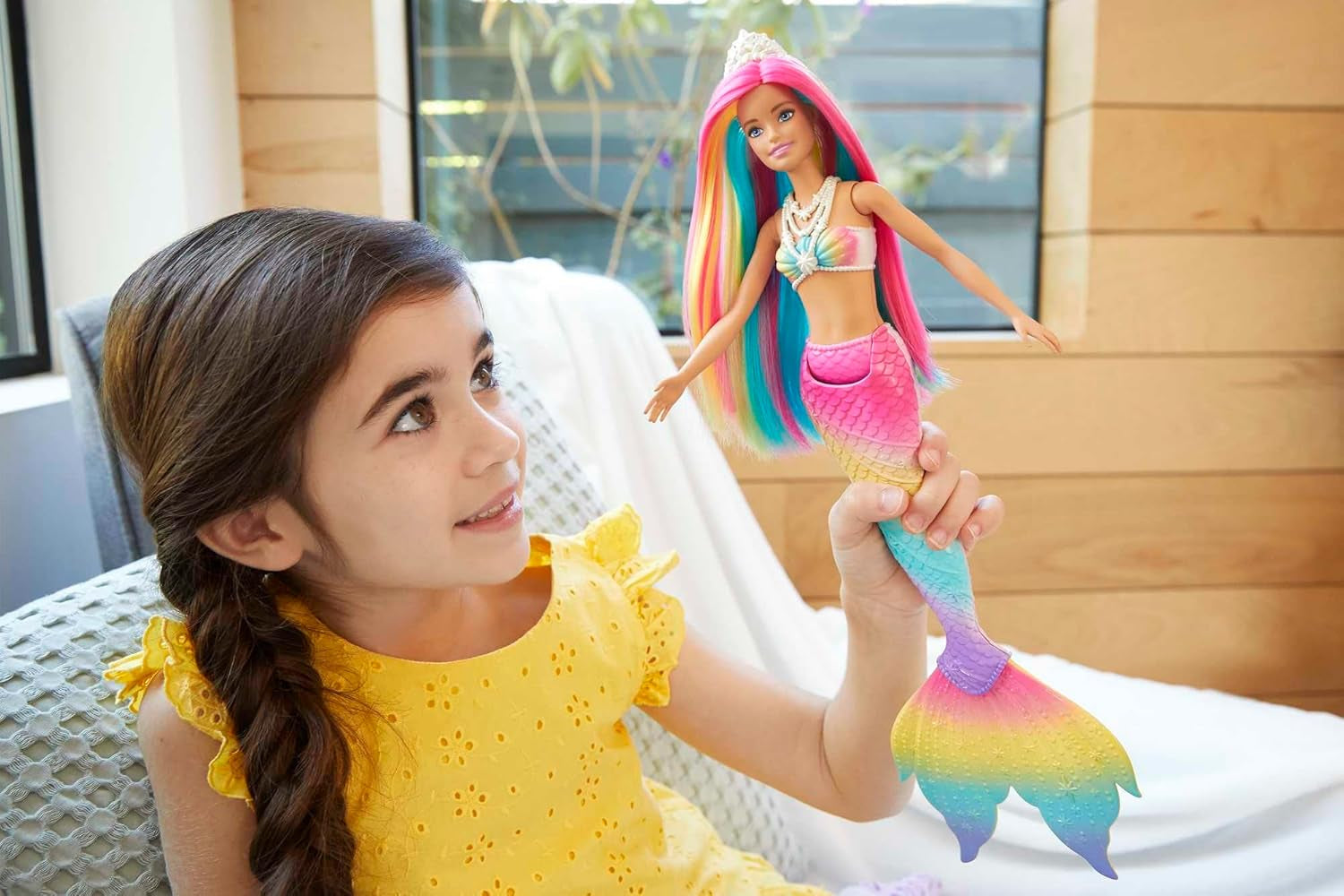 Barbie Dreamtopia Rainbow Magic Mermaid, Barbie Meerjungfrau mit Regenbogenhaar, durch Wasser aktivierte Farbwechselpuppe, 3 Jahre altes Spielzeug, Mädchengeschenk, GTF89 Naty Shop Dolls