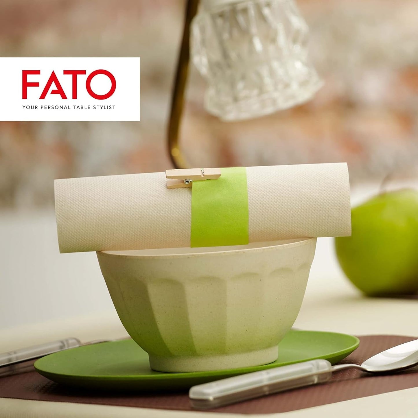 Fato – Natürliche 4-fach gefaltete Einweg-Papierservietten, umweltfreundlich, 40 Stück, Größe 38 x 38, 2-lagig, 100 % Recyclingpapier