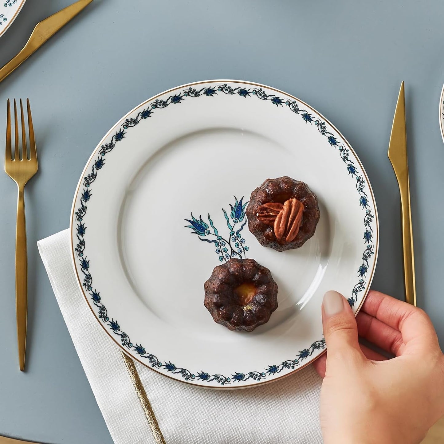 Karaca İznik Dessert-Set für 6 Personen, 18-teilig – elegantes Geschirr für köstliche Desserts