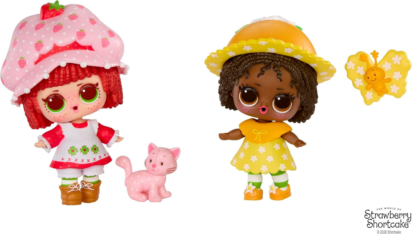 LOL Überraschung! Loves Emily Erdbeer Tots – Duftpuppen zum Sammeln mit 7 Überraschungen, Haustier, Mode, Schuhen, Hut, Spielset mit umwandelbarem Erdbeerhaus, ab 4 Jahren
