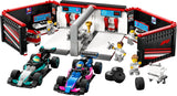 LEGO City F1-Garage mit Mercedes-AMG- und Alpine-Rennwagen – Formel-1-Rennwagen mit 2 Fahrern und 4 mechanischen Minifiguren – Geschenk für Jungen und Mädchen ab 7 Jahren und Fans 60444 Besuche den LEGO-Store Bausets