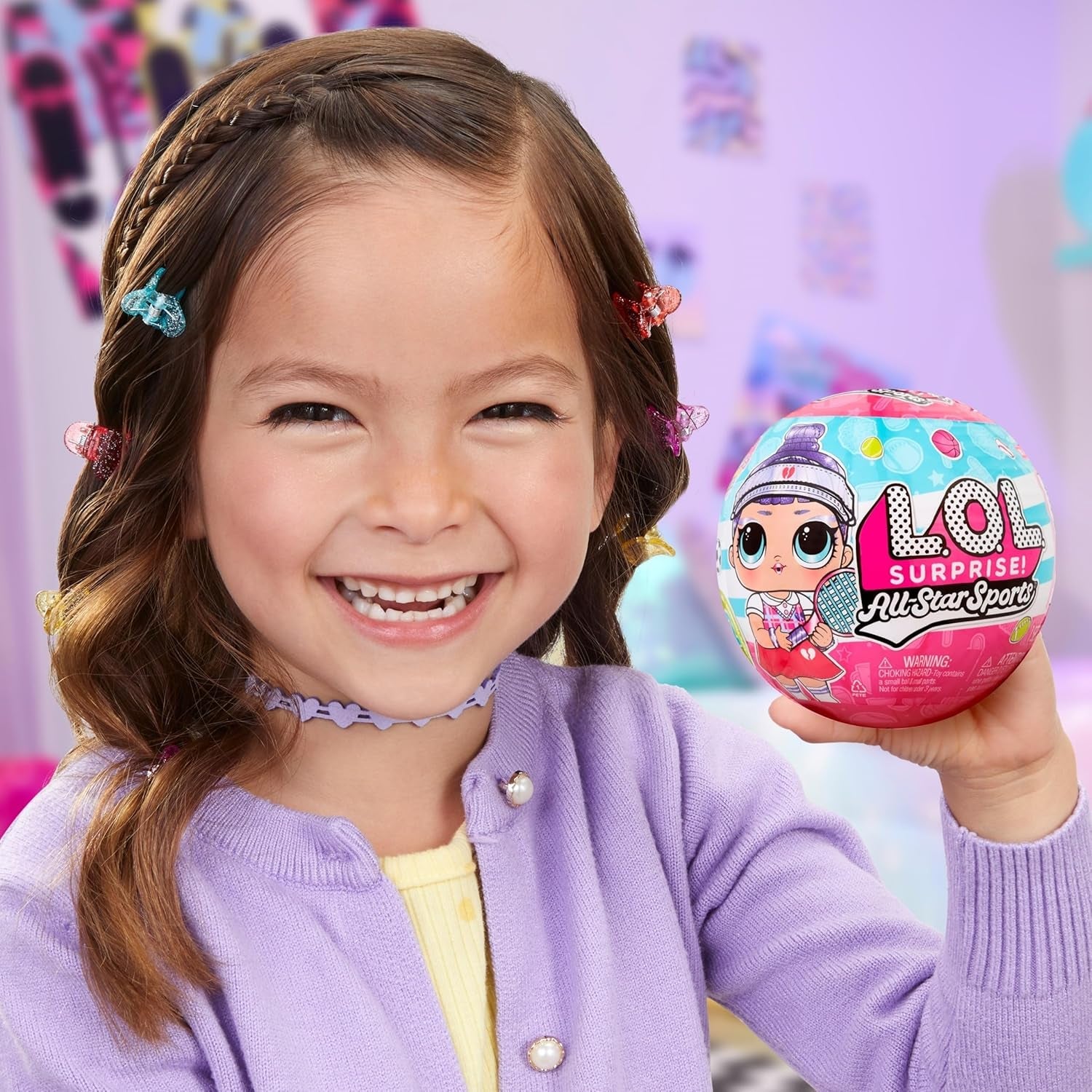 LOL Überraschung! All-Star Sports Vault Tots Collection – Enthält 1 Puppe, gepanzerte Verpackung, 12 Sammelpuppen, 8 Auspackzubehör, ideal für Kinder ab 4 Jahren, Pink