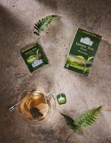 Ahmad Tea – Grüner Tee – geschmacksversiegelte, einzeln verpackte Teebeutel mit 2 g Tee pro Portion – 20 mit Bändern versehene Teebeutel (2er-Pack)