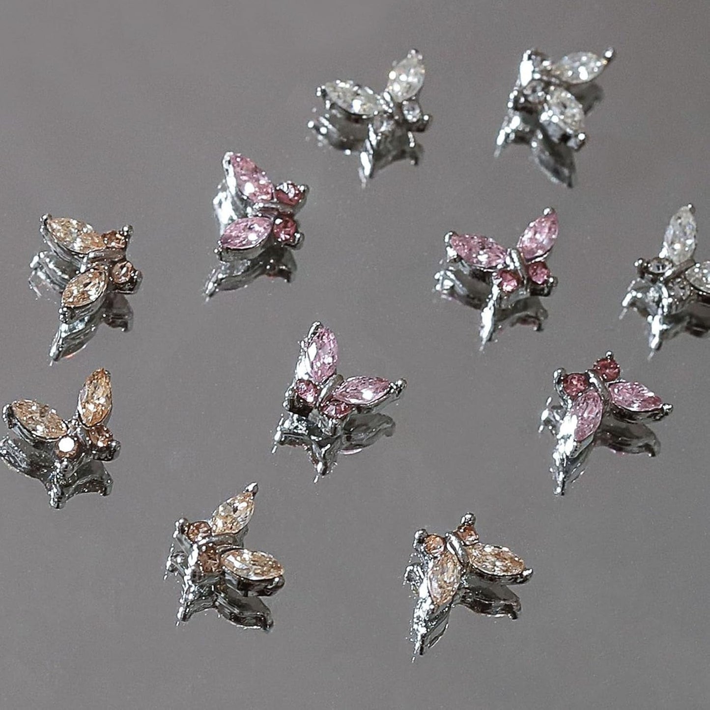 Mini Schmetterling Zirkon Nagel Schlüsselanhänger Y2K Weiß Champagner Rosa Strass Kristall Schmetterling Schlüsselanhänger Nägel 3D Schmetterling Nageldesign Schlüsselanhänger Schmetterling Nägel Dekoration Nail Art Schlüsselanhänger Nagelzubehör