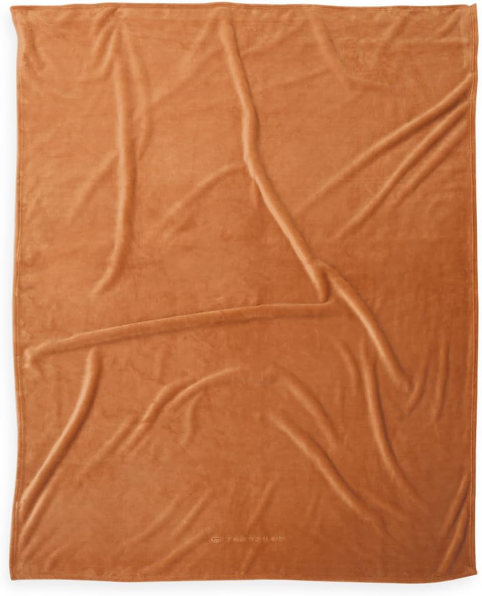 TOM TAILOR Wellsoft Decke, 150 x 200 cm, 100 % Polyester/Wellsoft, bestickt mit Logo, WELLSOFT BLANKET Orange (Warm Coral) Decken und Steppdecken Naty Shop Orange 150 x 200 cm