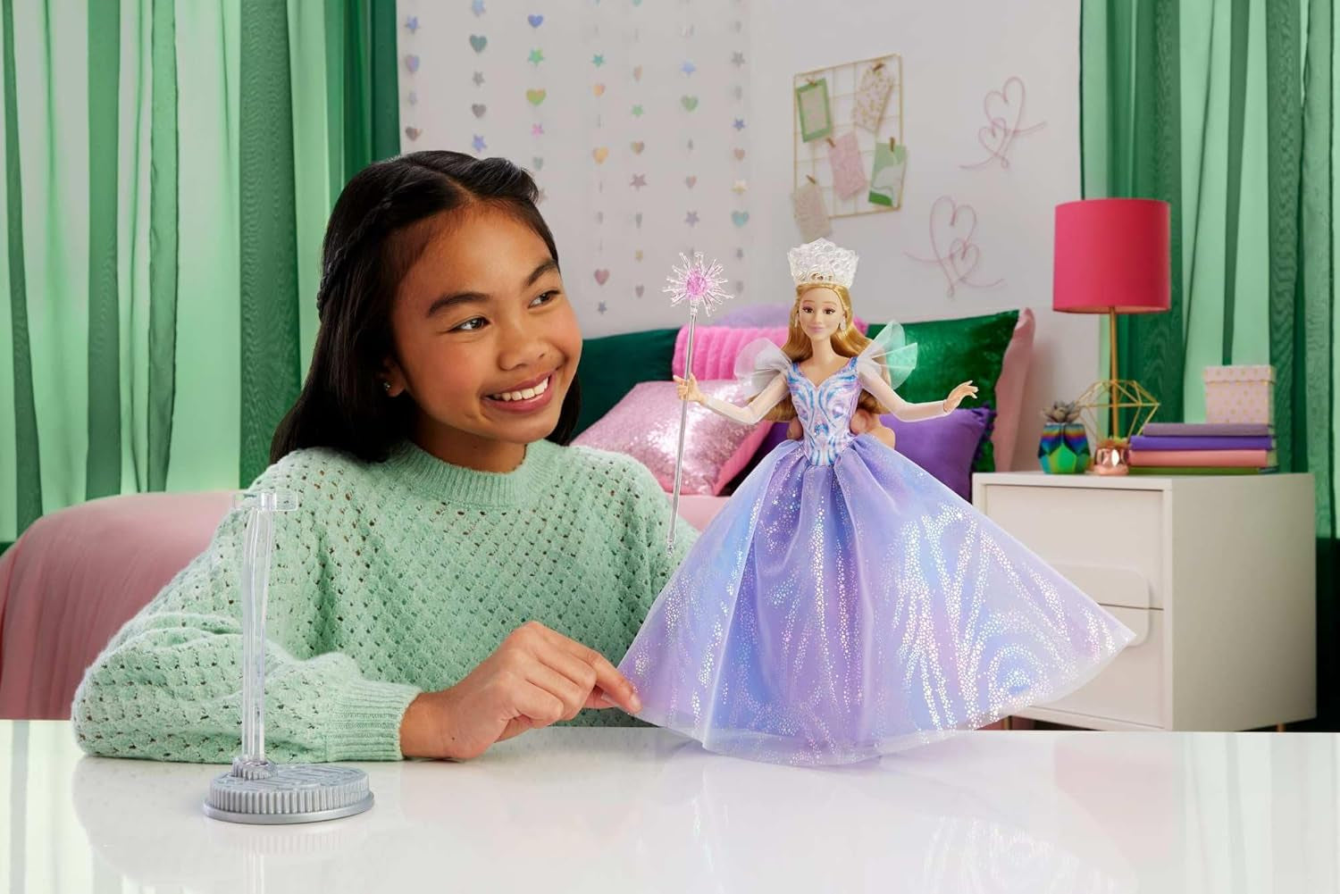 Mattel Wicked: Teil 2 von Universal Pictures Glinda Deluxe-Puppe mit abnehmbarem Outfit und 3 Accessoires, inspiriert vom Film, JFM13, [Mehrfarbig]