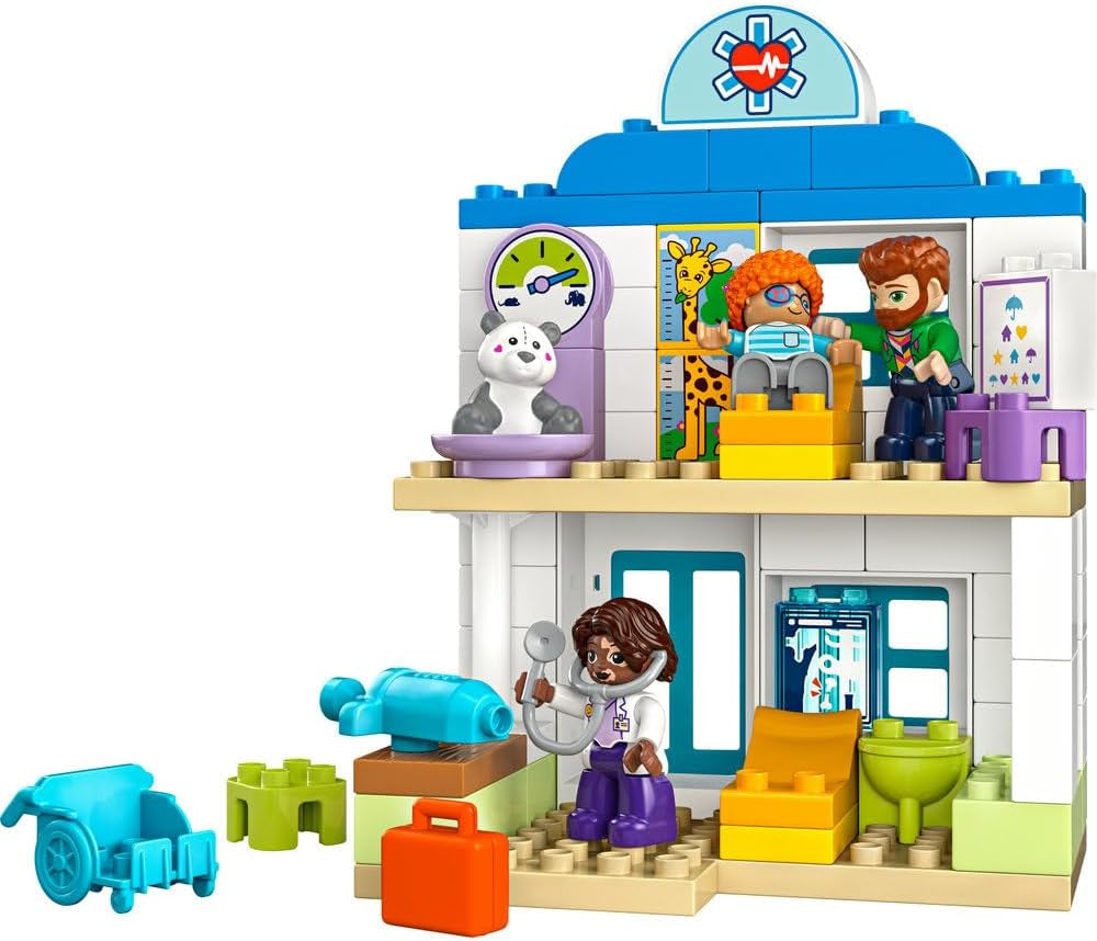 LEGO DUPLO Town Erster Arztbesuch, Bauspielzeug, Spielset zur Förderung der Feinmotorik, Geschenk für Kleinkinder ab 2 Jahren, Lernspielzeug, Krankenhaus-Rollenspiel 10449 Bausets Besuche den LEGO-Store