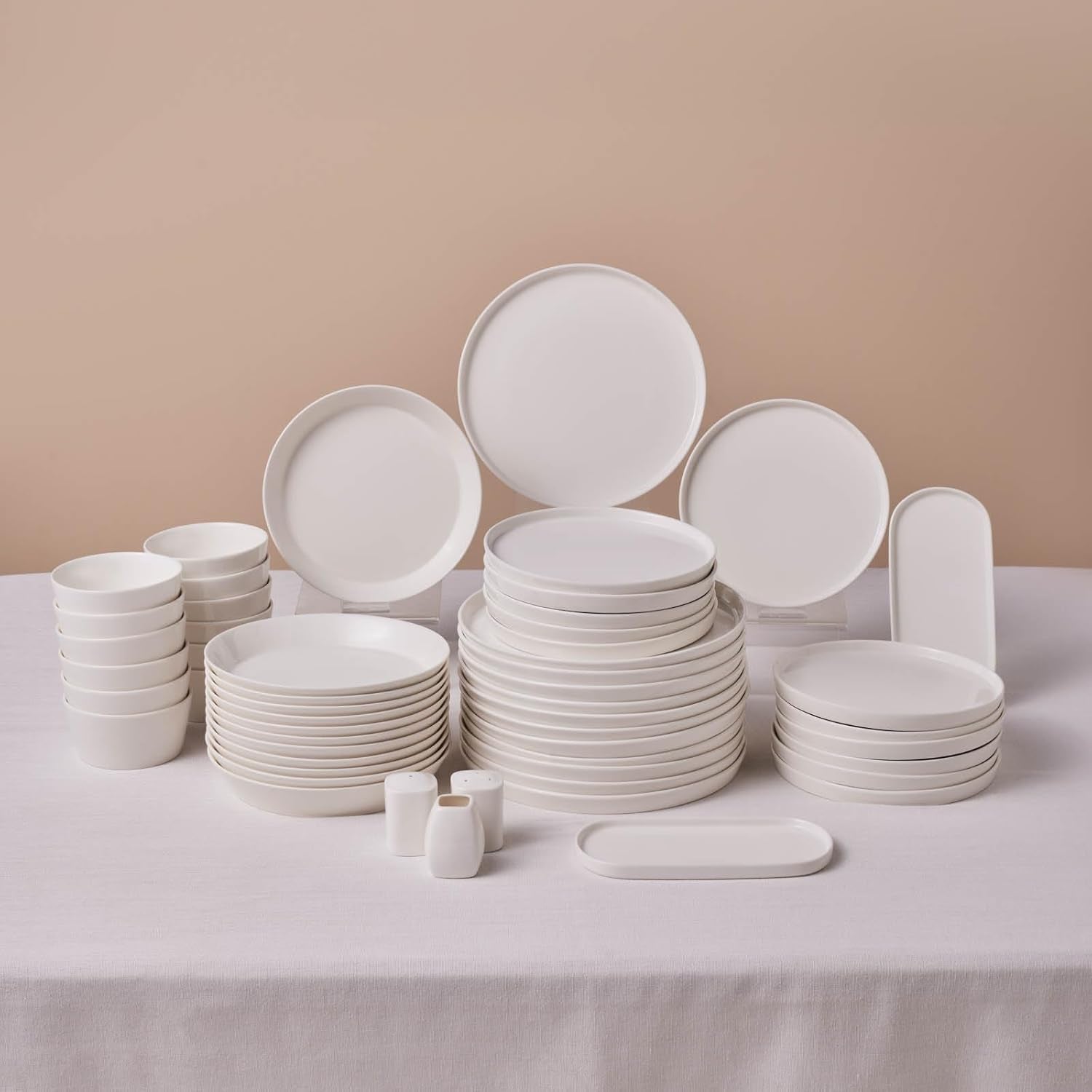 Karaca Stream Bone Bomo 12-Personen-Geschirrset, elegantes quadratisches Teller-Set, elegantes weißes Porzellangeschirr