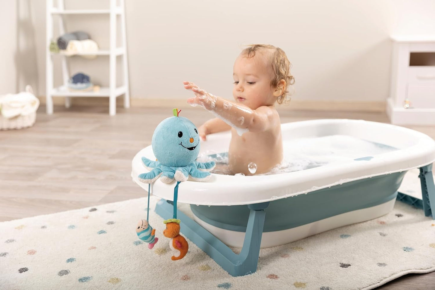 Octily Badespielzeug 18x14cm inkl. 3 Figuren in Geschenkbox 23,5x17x13,5cm blau - Spielzeug mit Griffelementen - Kinderbadespielzeug zum Fangen und Spielen Baby Toys Naty Shop