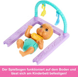 Barbie Skipper-Puppe und Spielhaus mit Zubehör, enthält Zwillingspuppen, 1 Kinderbett, 1 Schaukel, 1 Wippe und mehr, HXM99