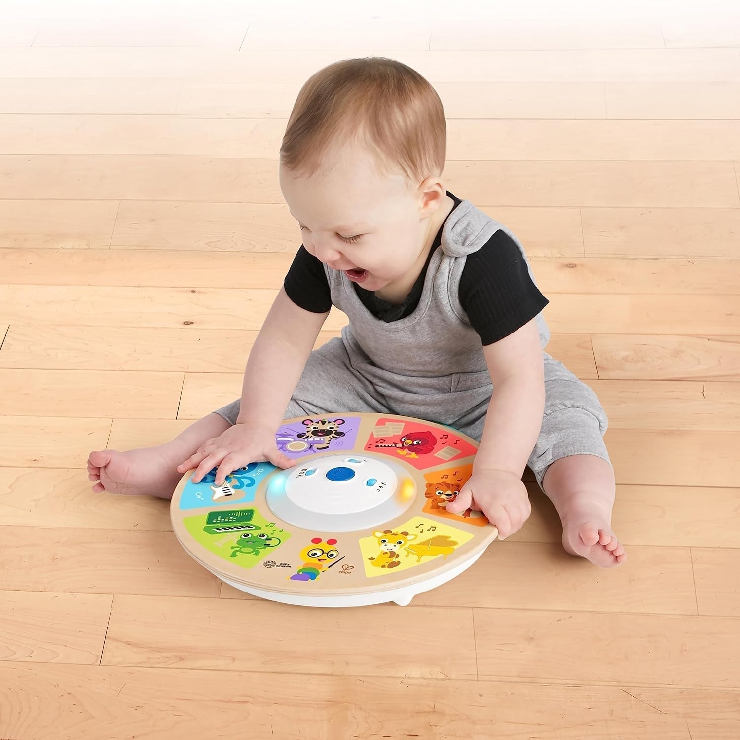 Baby Einstein, Hape, Cal's Smart Sounds Symphony Magic Touch elektronisches Aktivitätsspielzeug aus Holz in 3 Sprachen (Englisch, Französisch und Spanisch), 3 Modi, ab 6 Monaten Babyspielzeug Naty Shop