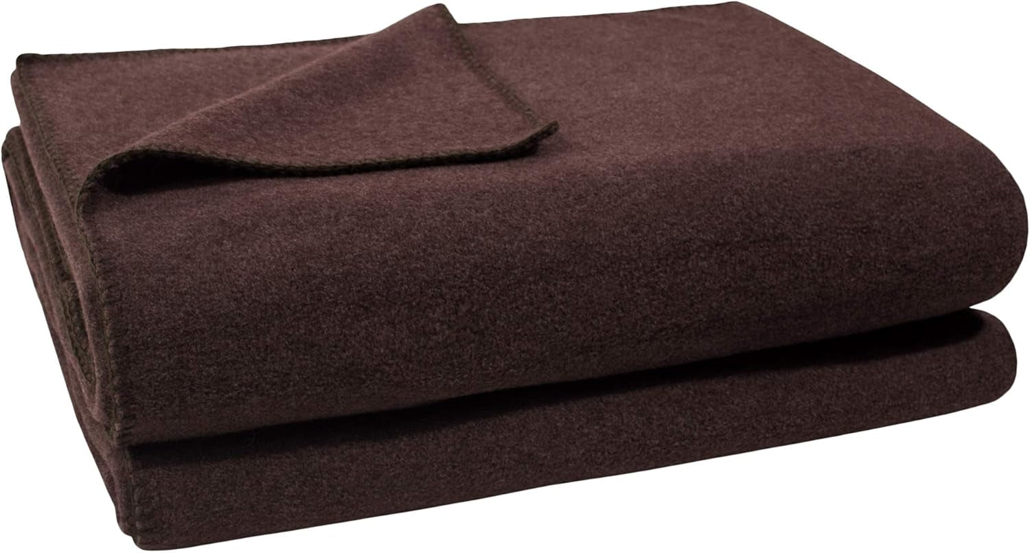 Zoeppritz-Decke in der Farbe: Rot, aus 65 % Polyester, 35 % Viskose, Größe: 160 x 200 cm, 103291-235-160 x 200 Zoeppritz Beds and Duvets Since 1828 880 dunkelbraun 110 x 150 cm