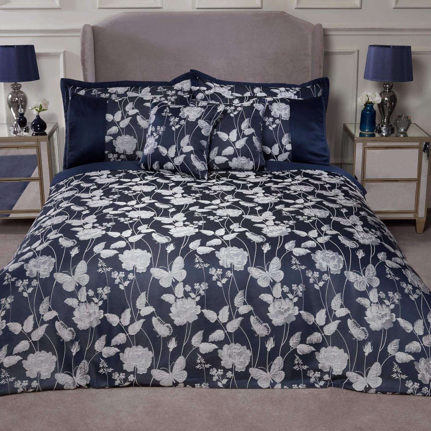 Emma Barclay Butterfly Meadow Bettdecke für Kingsize-Bett, 100 % Polyester, Creme Naty Shop Bettdecken und Quilts Navy King Size