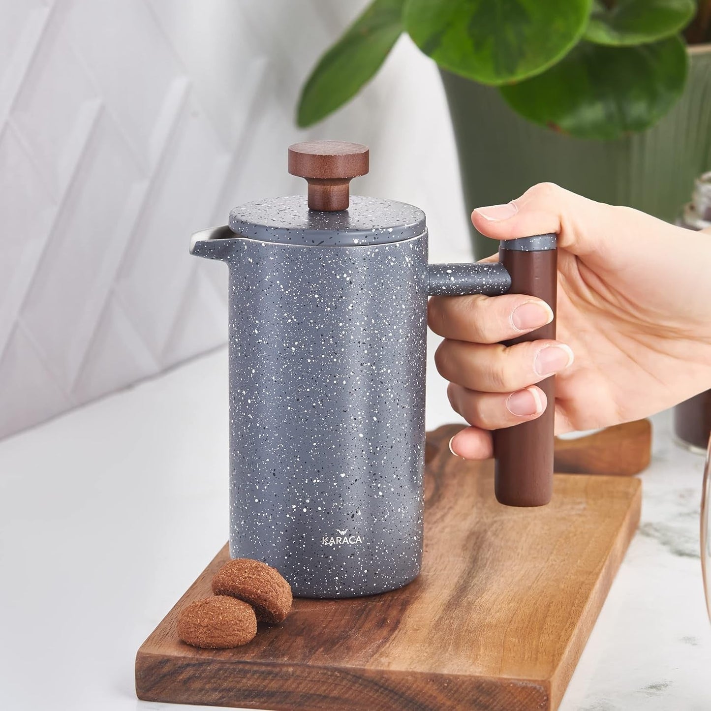 KARACA Doppelwandige French Press aus Marmor mit Kastanienholzgriff – Isolierte French Press für Kaffee – Zuhause, Reisen, Camping, Kaffeemaschine – 350 ml – Dunkelgrau