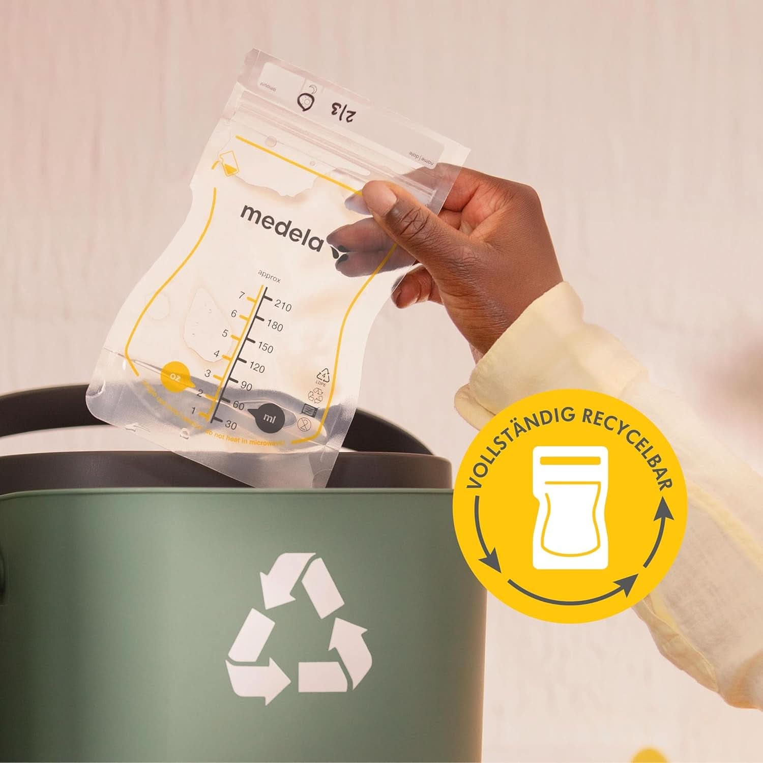 Medela Easy Pour Muttermilchbeutel Zum Einfachen Ausgießen, 100 Stück, 210 ml, Auslaufsichere Einweg-Muttermilchbeutel Mit Überlaufschutz, Stillhelfer Zubehör Babynahrung und Stillen Naty Shop