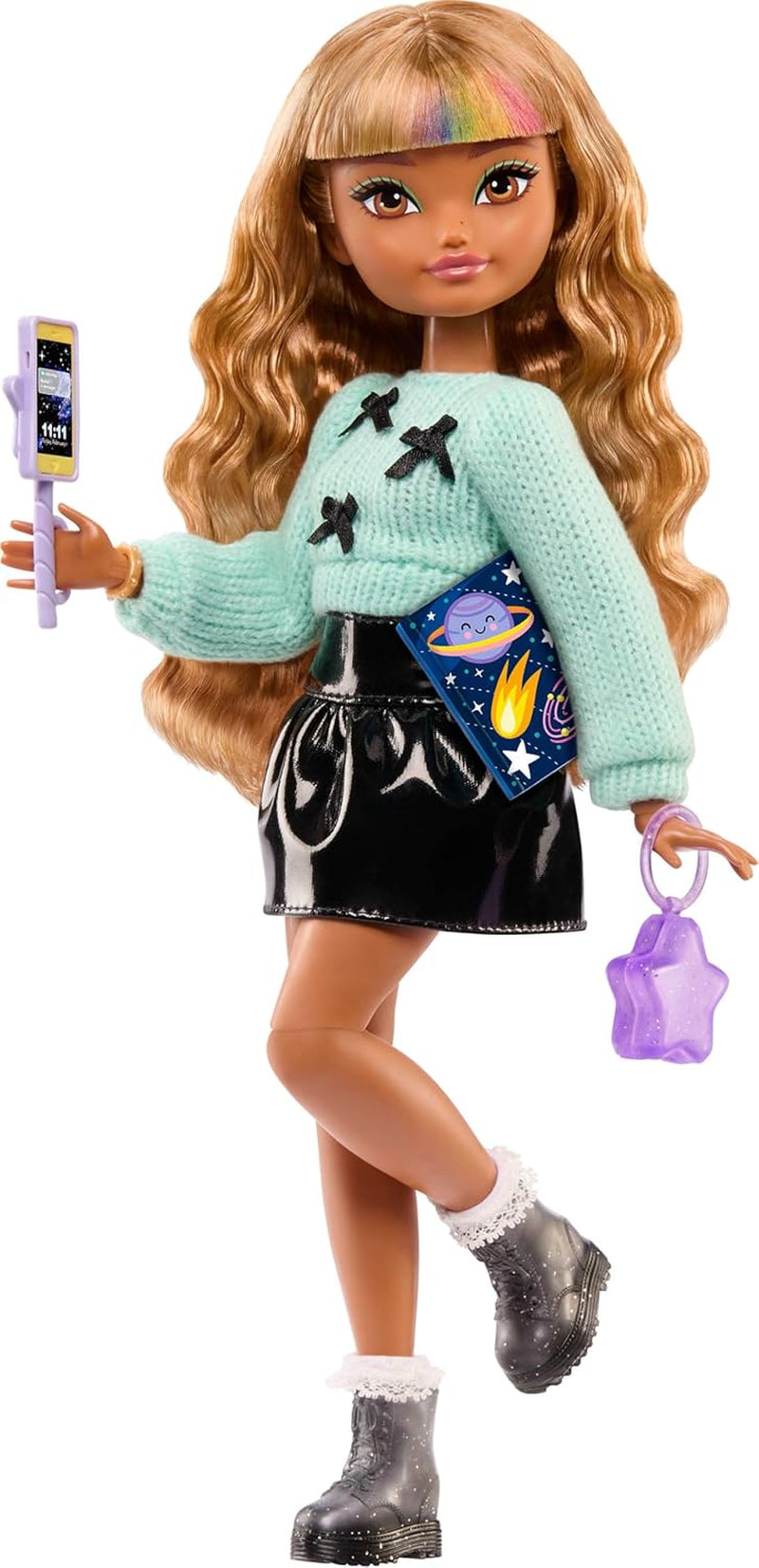 Barbie Dream Besties-Puppe und Zubehör, Zia-Modepuppe mit abnehmbaren Arrangements und welligem braunem Haar, 7-teiliges Haar und Mond, JGG36