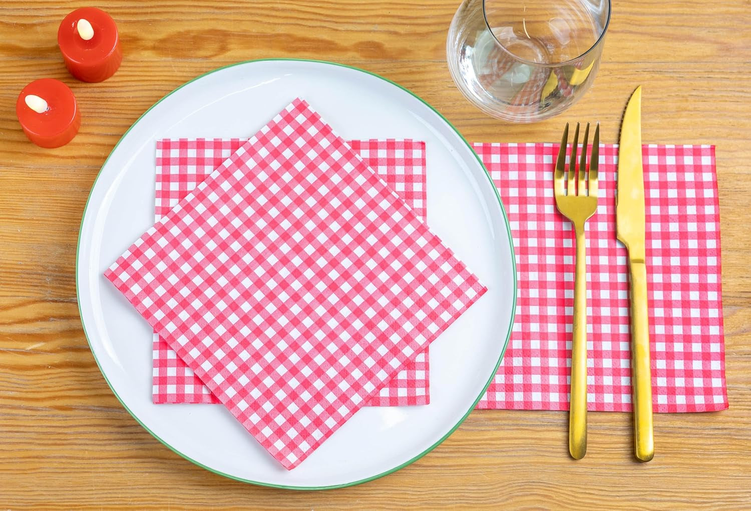 Talking Tables 100 x Großpackung, rotes Muster, weiche Papierservietten, Einwegservietten für Geburtstage, Hochzeiten, Tischservice, Weihnachten, Catering, hergestellt in der EU, 2-lagig, 33 cm