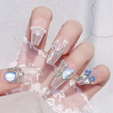 16 Stile Luxus Mond Stern Nagel Charms 3D Nail Charms Y2K Legierung Strasssteine ​​​​Bogen Schmetterling Nagel Schmuck Metall Nail Art Charms Nägel Glitzersteine ​​​​Nailart Rhinestones Nageldesign Zubehör