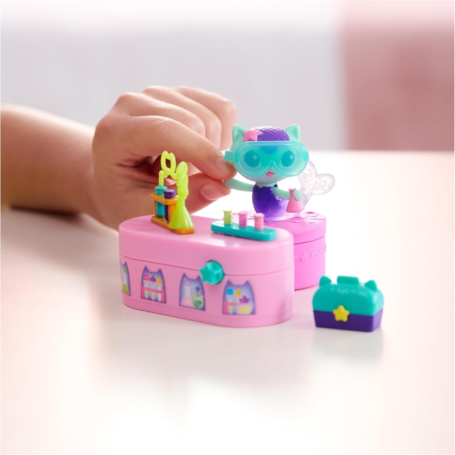 Gabby™S Puppenhaus, Bobble Kitty-Möbelpaket mit Erdmännchen-Katzenfigur mit Puppenhausmöbeln und Zubehör, ab 3 Jahren. Puppenhäuser Naty Shop