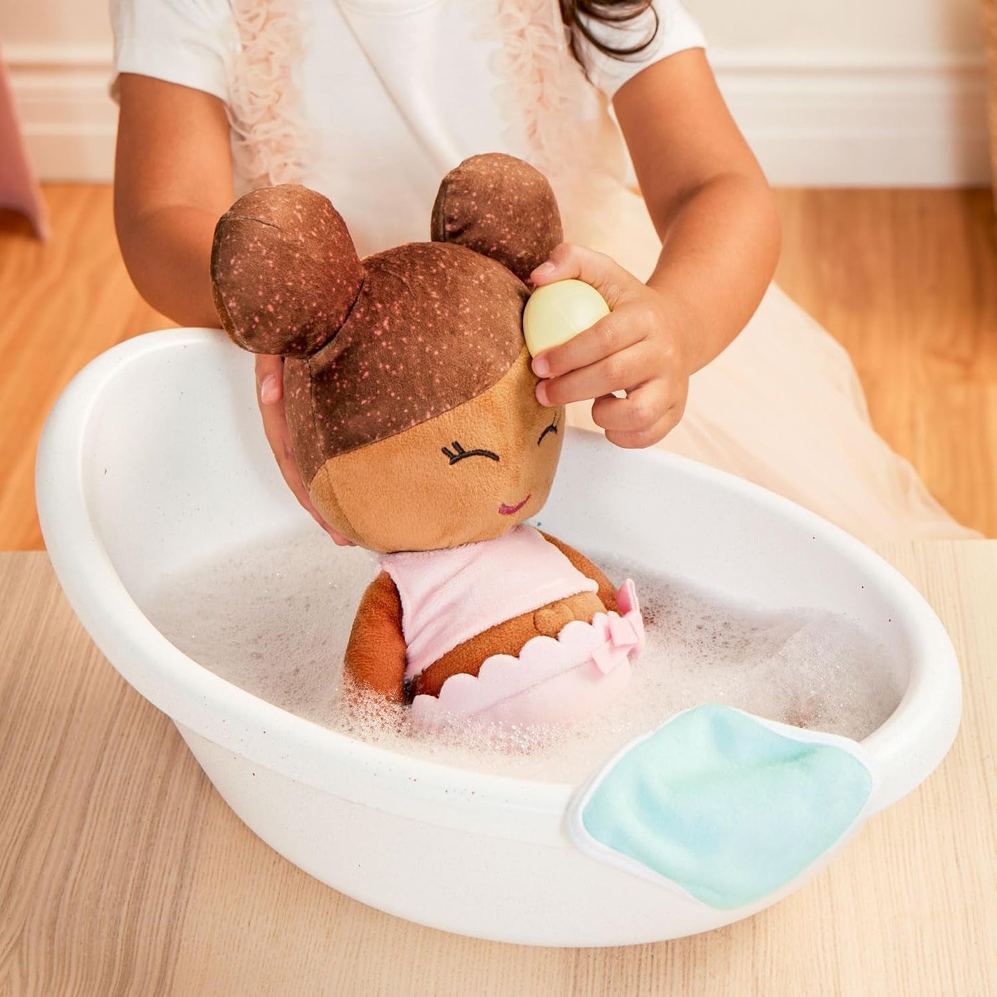 LullaBy – Puppenbadewanne – Badeset – Badespielzeug – Puppenzubehör – Realistisches Wasserspiel – Kinder ab 2 Jahren
