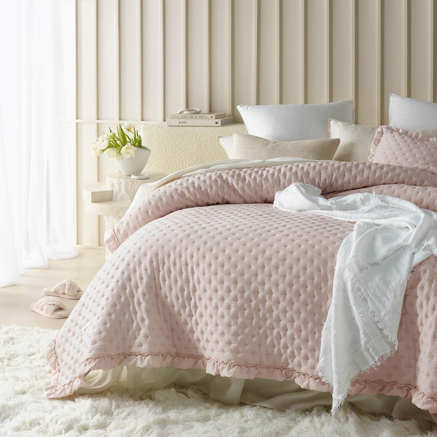 Elegante Tagesdecke Molly in Puderrosa, 170 x 210 cm, Tagesdecke, vielseitig einsetzbar als Tagesdecke oder Sofaüberwurf, Decke für Bett und Sofa, Deckenstil, ideal als Tagesdecke, Betten und Decken. Besuchen Sie den ROOM99-Store