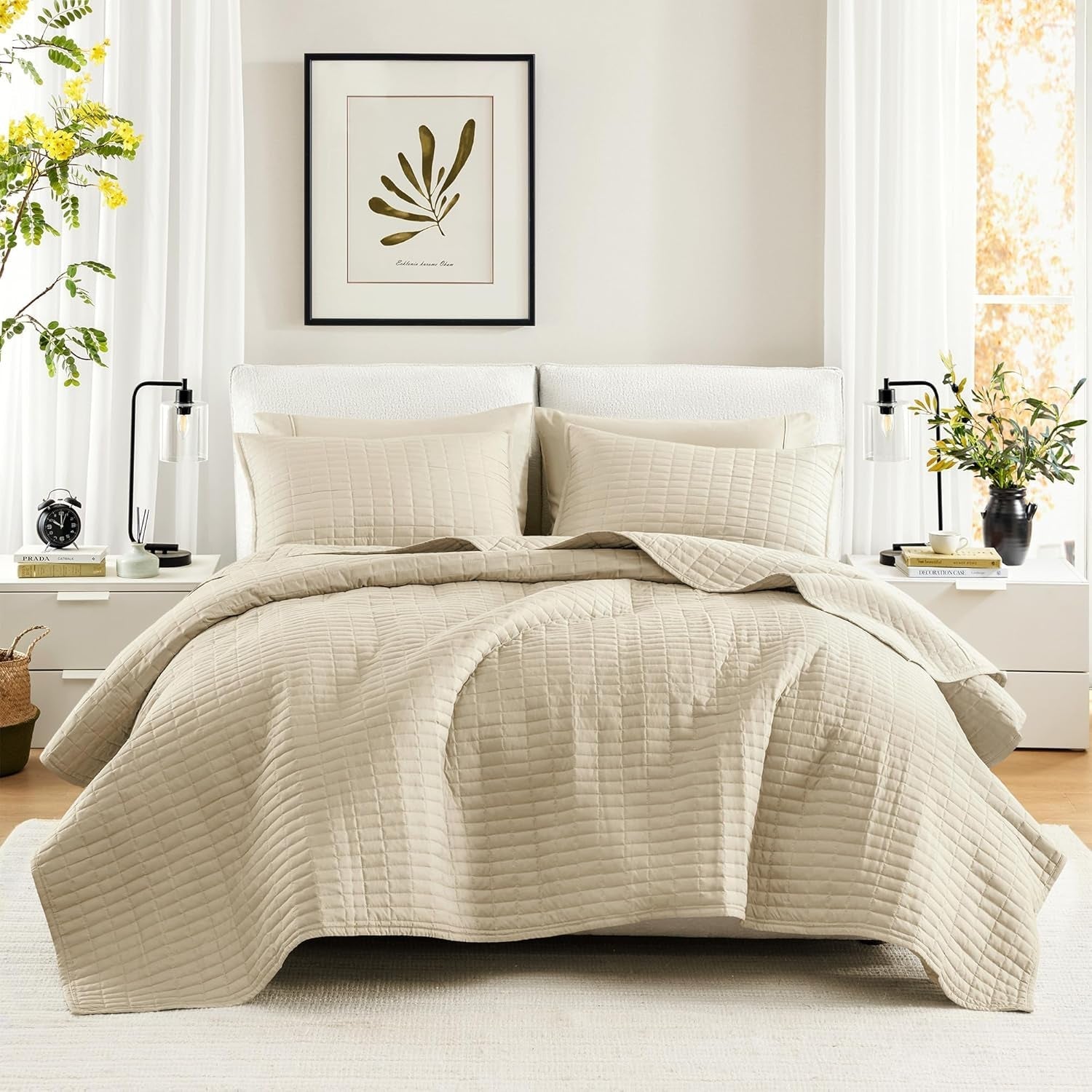 Comfort Spaces Kienna Steppdecken-Set, luxuriöse Doppelstich-Sommerdecke, leicht, weich, ganzjährige Bettwäsche, passender Kissenbezug, weiß, Decke für King-Size-Betten (264,2 x 228,6 cm), Naty Shop Quilts & Quilts Ivory King/Cal King (104"X90")