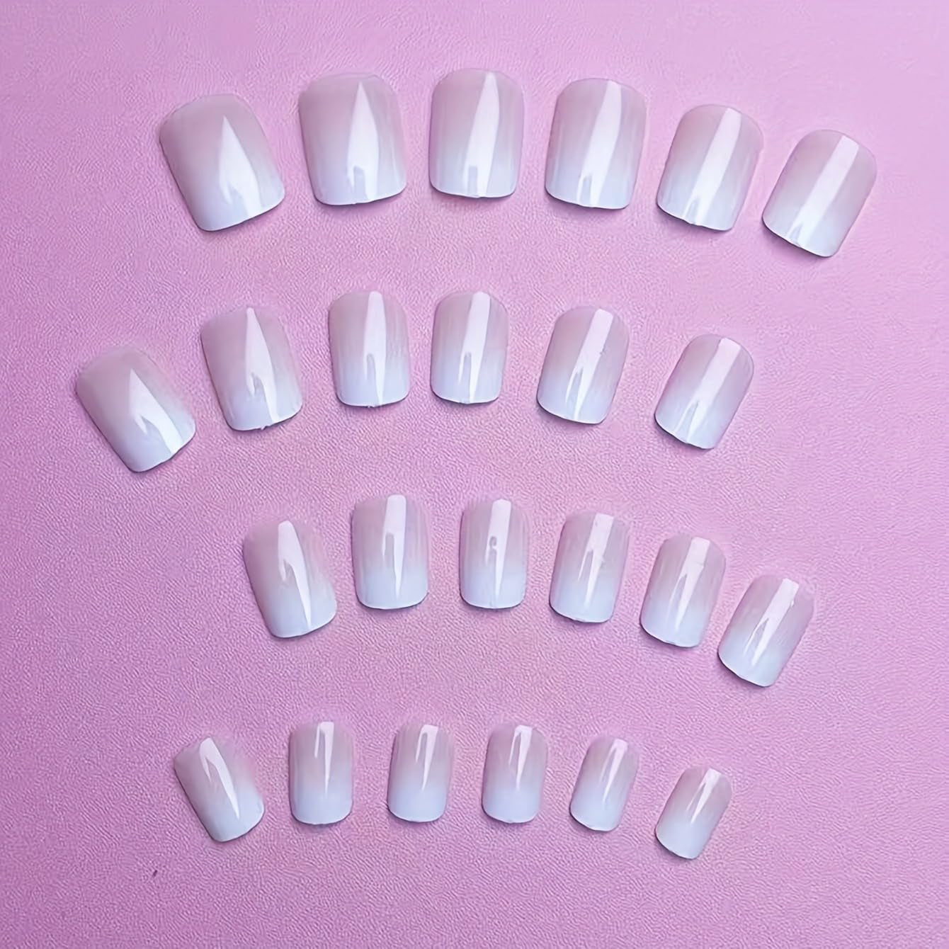 Selbstklebendes Kunstnägel-Set – Französische Kunstnägel – 24-teilig, kurzes quadratisches Design, weiß-rosa Farbverlauf, künstliche Nägel, Ballerina-Maniküre (kurzer rosa Farbverlauf)