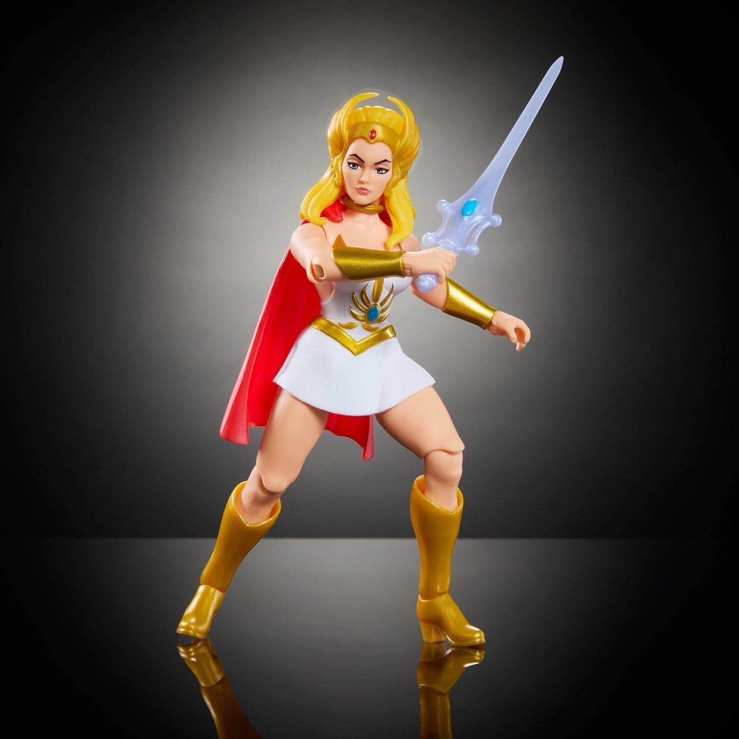 Masters of the Universe Origins She-Ra Cartoon-Actionfigur, ca. 14 cm groß, TV-Heldin der 1980er Jahre, Prinzessin der Macht, detailliertes Design und Zubehör, JBM76 Actionfiguren, Naty Shop