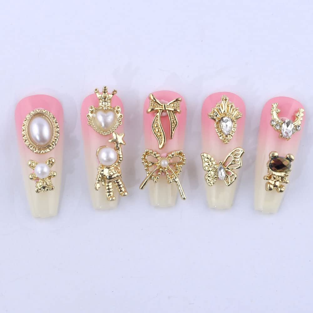 50 Stück Gold Nail Charms,Mix Styles Glitzersteine ​​​​Nägel Perle Legierung Nagel Steine ​​Blume Schmetterling Strasssteine ​​​​Nägel Herz Stern Nagel Charms DIY Nail Art Zubehör Frauen Nägel Deko