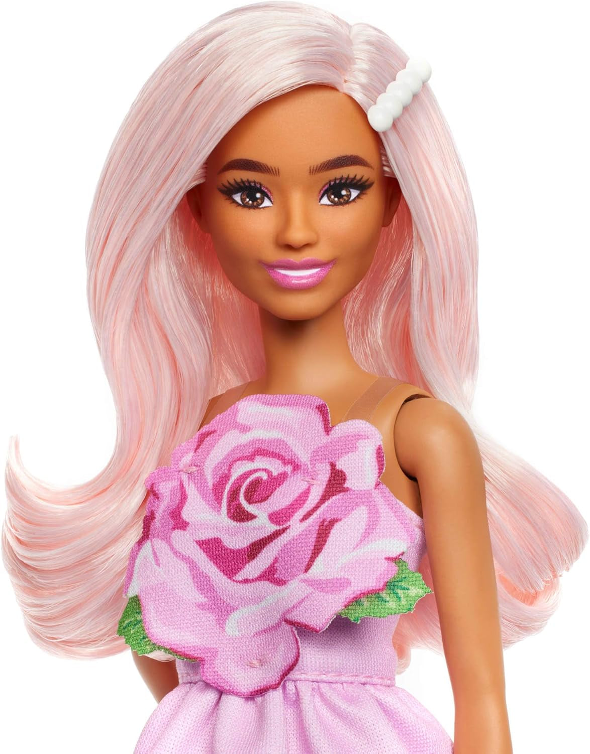 Barbie Fashionistas Puppe Nr. 238 mit pastellrosa Haaren, trägerlosem Kleid mit rosa Mieder, Perlenhaarspange und High Heels und Haarspangen, HYT94