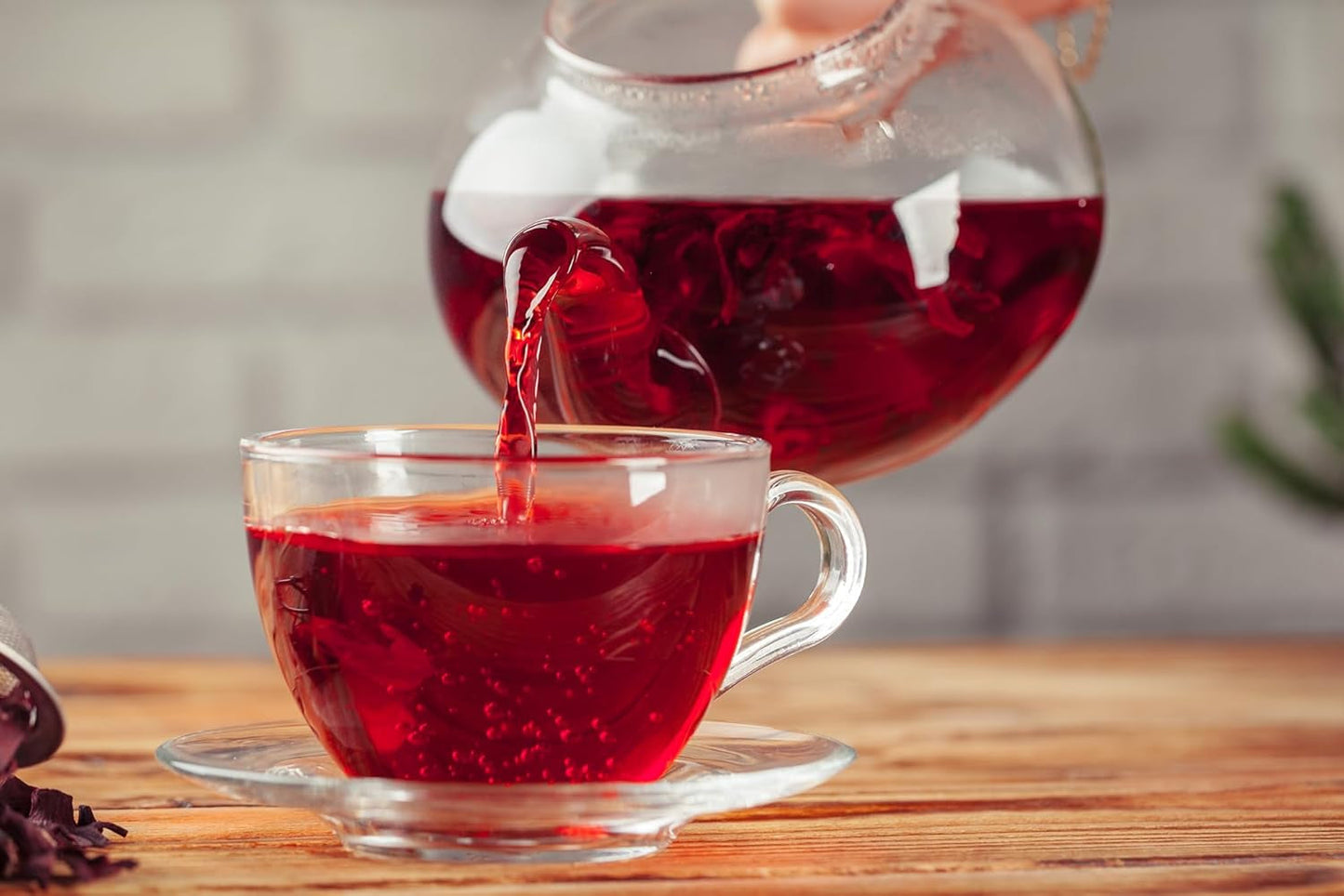 Babcia Jagoda – Früchtetee „Fruchtige Verführung“ – 20 Teebeutel – Mit Hibiskus, Apfel, Apfelbeere, Brombeere, Hagebutte, Orangenschale – Intensiver Fruchtgeschmack, koffeinfrei, vegan, natürlich, Cay – 40G