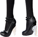 Monster High Wednesday-Puppe, Rave'N Wednesday-Sammelfigur in schwarzem Gothic-Kleid, inspiriert von der Tanzszene, Premium-Zubehör und Puppenständer, HXJ03