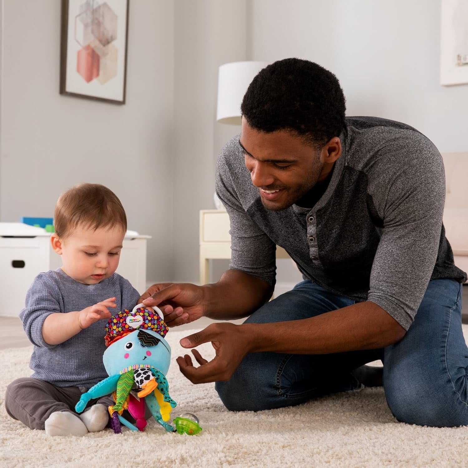 Lamaze Spielzeug für Babys Captain Calamari der Pirat Oktopus Clip & Go – hochwertiges Spielzeug für Kleinkinder – ab 0 Monaten & Freddie das Glühwürmchen Clip & Go – hochwertiges Spielzeug für Kleinkinder Toys Bebe Naty Shop