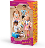 Our Generation – Milo – 46 cm große Jungenpuppe – lebensechte braune Augen und lockiges braunes Haar – Rollgepäck und Reisezubehör – Rollenspiel – Spielzeug für Kinder ab 3 Jahren
