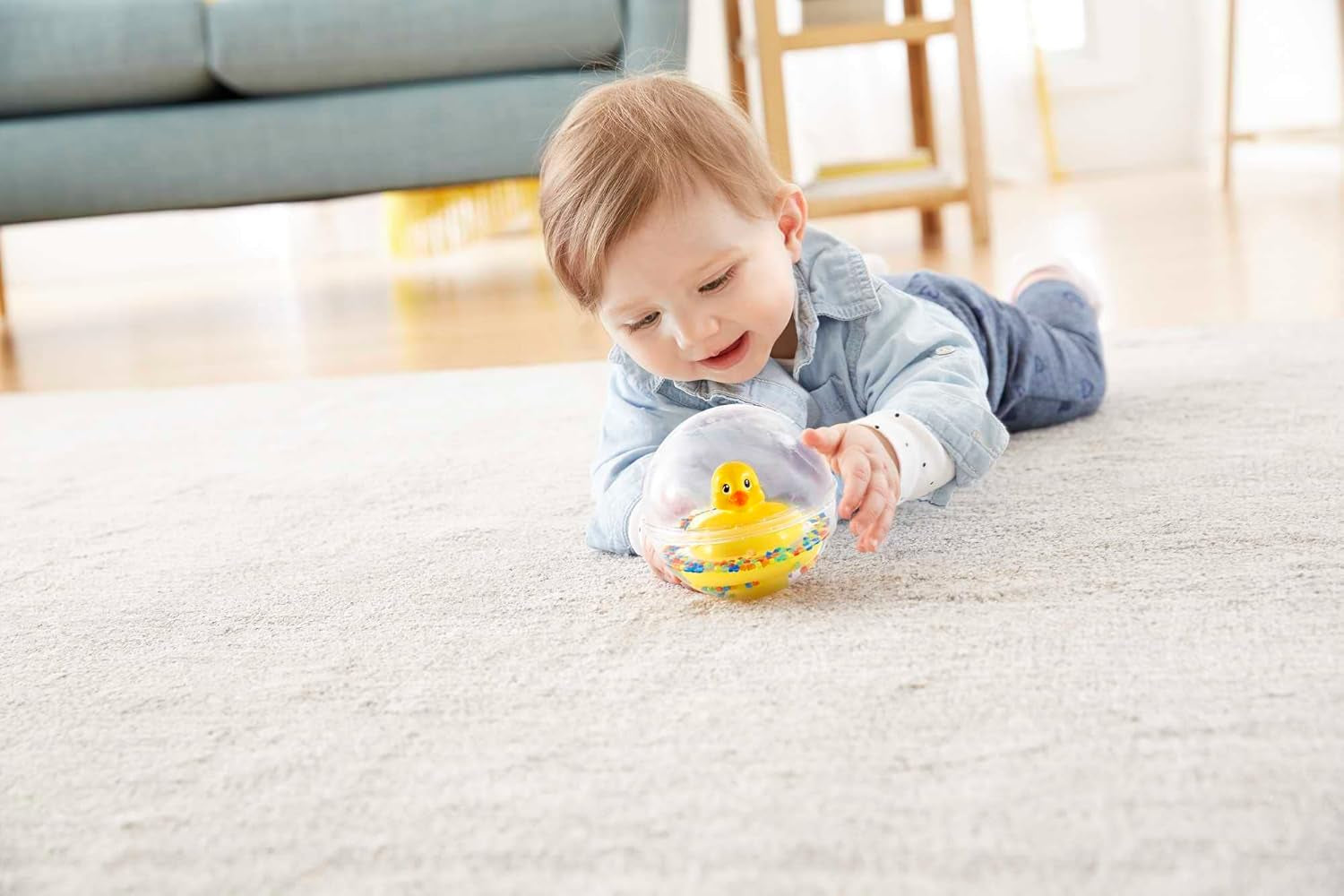 Fisher-Price WaterMates Ducky Ball, lustige Ente im Konfettiball, Babyspielzeug, Spielball, Badespielzeug, ab 3 Monaten, 75676 Babyspielzeug Naty Shop
