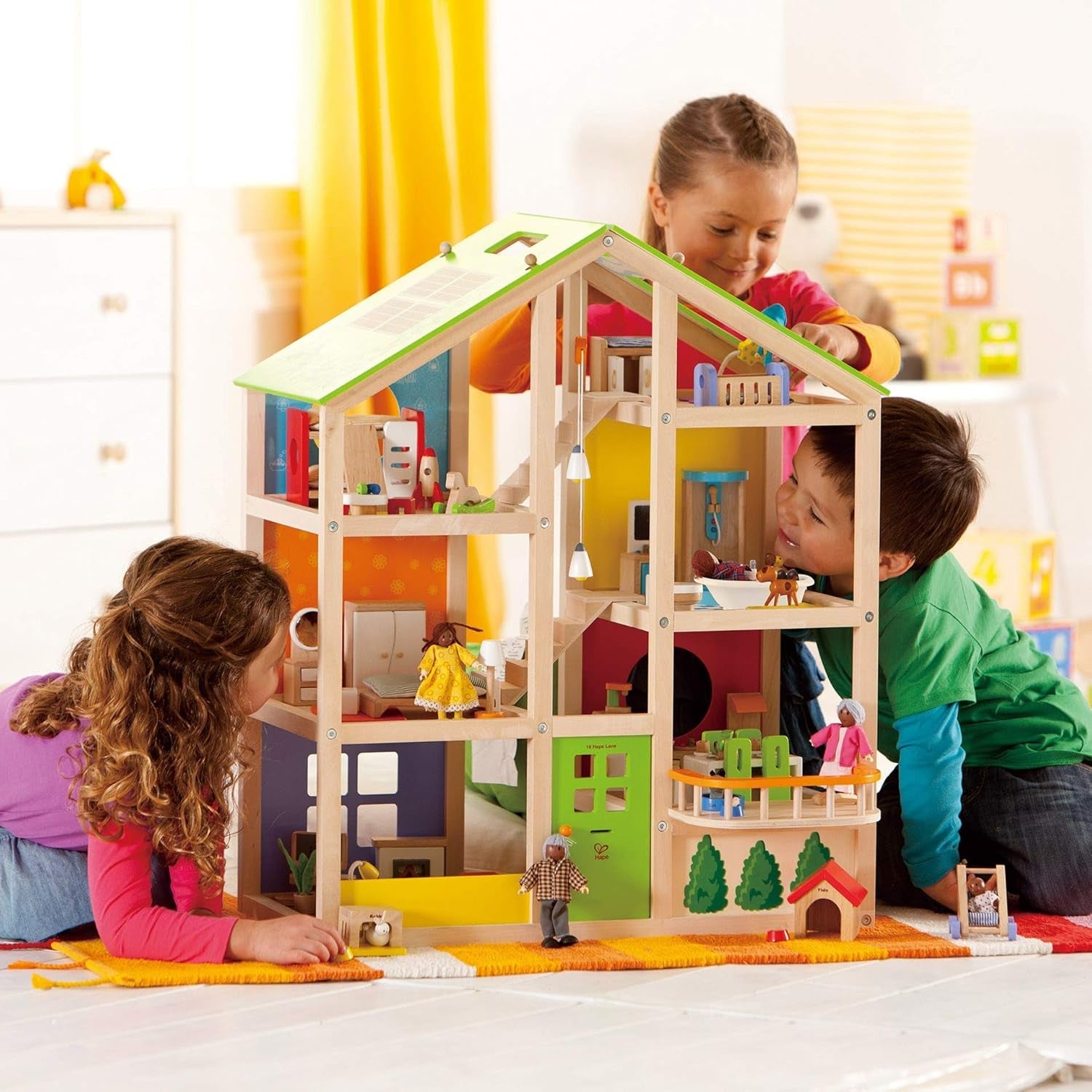 E3401 Four Seasons House, möbliert und E3456 – Kinderzimmer