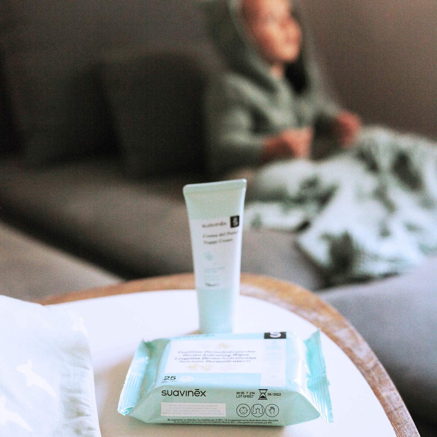 Suavinex Baby-Feuchttücher, 60 Stück, geeignet für atopische Haut, 96 % natürliche Inhaltsstoffe