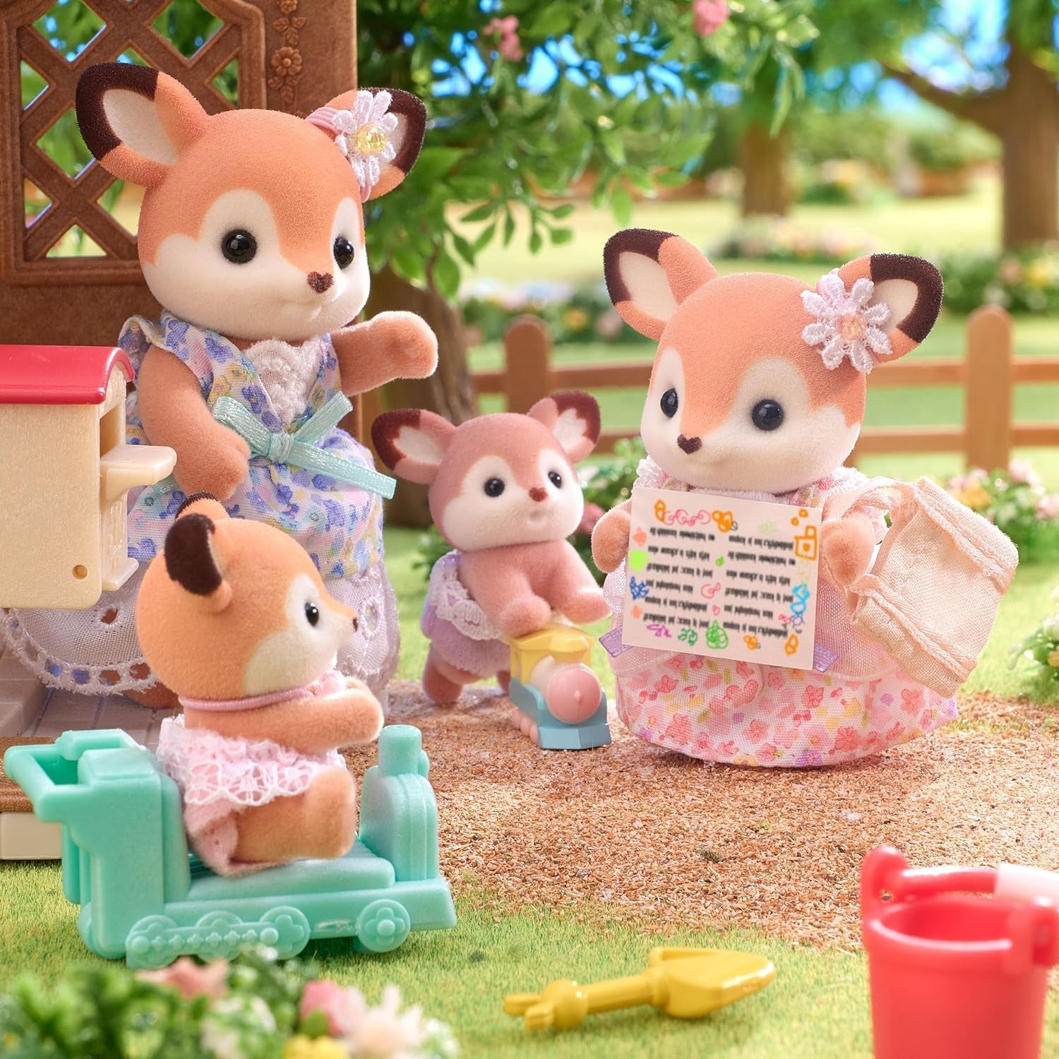 Sylvanian Families 5800 Hirschzwillinge, Tierfiguren-Spielset, Waldtierfiguren, Spielzeug für Kinder ab 3 Jahren