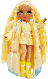 Rainbow High Winter Wonderland – Sunny (Gelb) – 28 cm große versteckte magische wasseraufblasende Schneemann-Modepuppe mit Schneemann-Set, geeignet für Kinder im Alter von 4–12 Jahren und Sammler