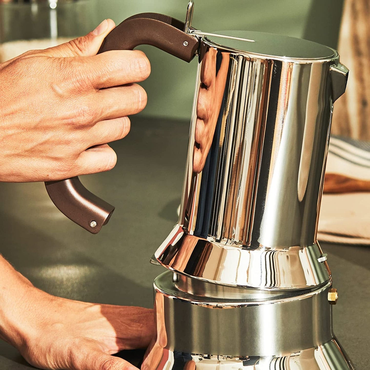 Alessi 9090/6 Espresso mit 6 Tassen für Induktion, Edelstahl, Silber, 15,5 x 13,5 x 27 cm