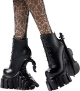 Monster High Wednesday-Puppe und Zubehör Wednesday Addams Sammelfigur in Nevermore Academy-Uniform mit eiskalter Hand und Rucksack-Puppenständer HXJ04 Naty Shop Dolls