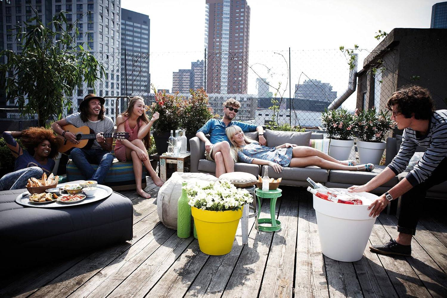 elho Loft Urban Round 40 – Blumentöpfe für den Außenbereich – 100 % recycelter Kunststoff – Ø 38,5 x H 35,3 cm – Gelb/Ocker