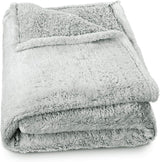 Aqua-Textil Flauschige Kuscheldecke 150 x 200 cm Grau Weiß Melange Plüsch-TV-Decke Tagesdecke Sherpa Fleece Oeko-Tex Ottawa Betten und Decken Besuchen Sie den aqua-textil-Store Fleece Sherpa Weiß Grau Bequeme Decke 150 x 200 cm