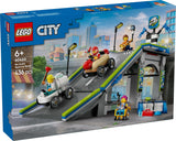 LEGO City No Limits: Seifenkistenrennen mit Rampe – Konstruktionsspielzeug für Jungen und Mädchen ab 6 Jahren – Set mit 2 Seifenkisten und 4 Racer-Minifiguren – Geschenkidee für Kinder 60460 Bausets Besuchen Sie den LEGO-Store