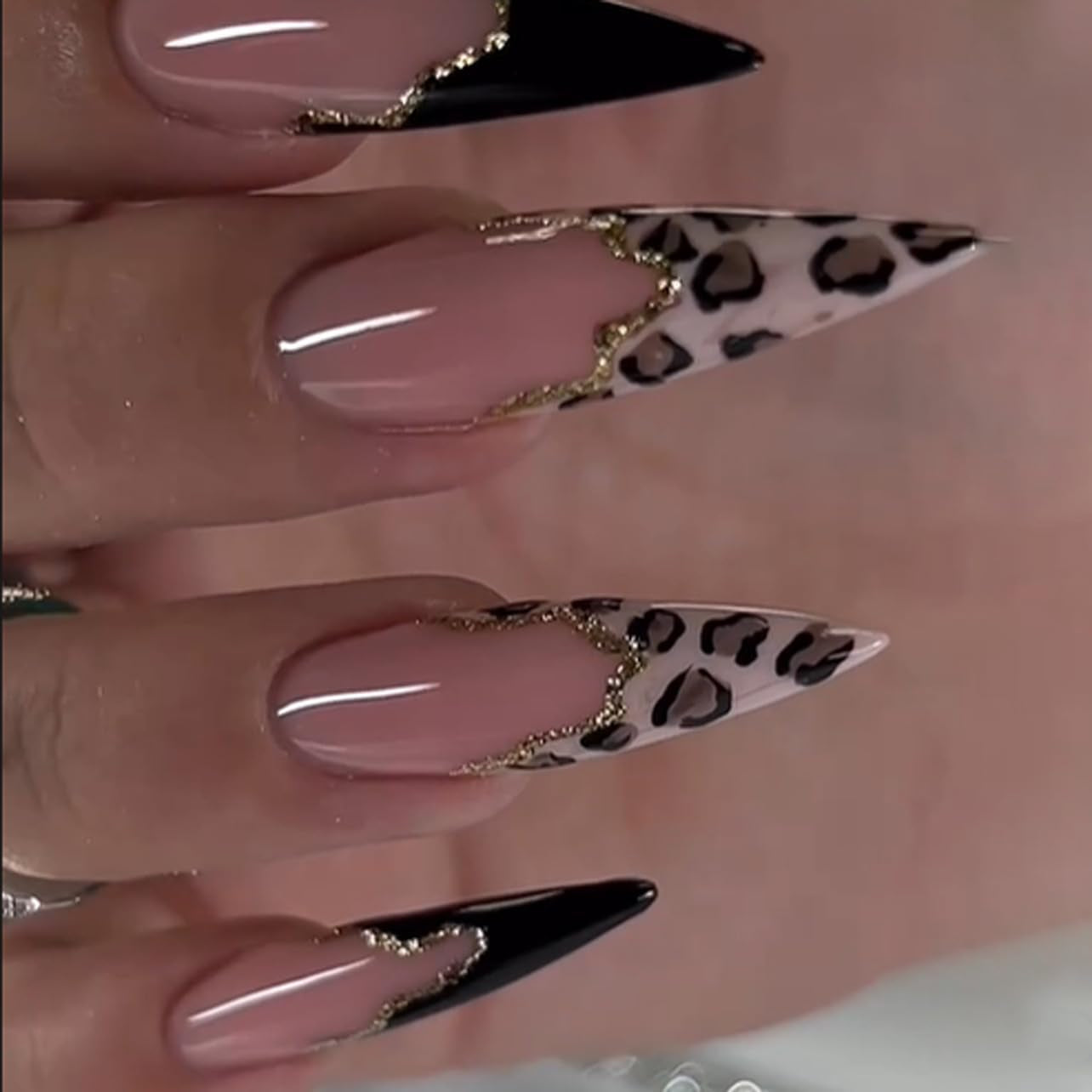 Moonglow Lange Nägel Stiletto Milchweiß Rosa Farbverlauf Glitzer Coole künstliche Nägel mit Kleber Rosa Ombre Glitzer Künstliche Nägel