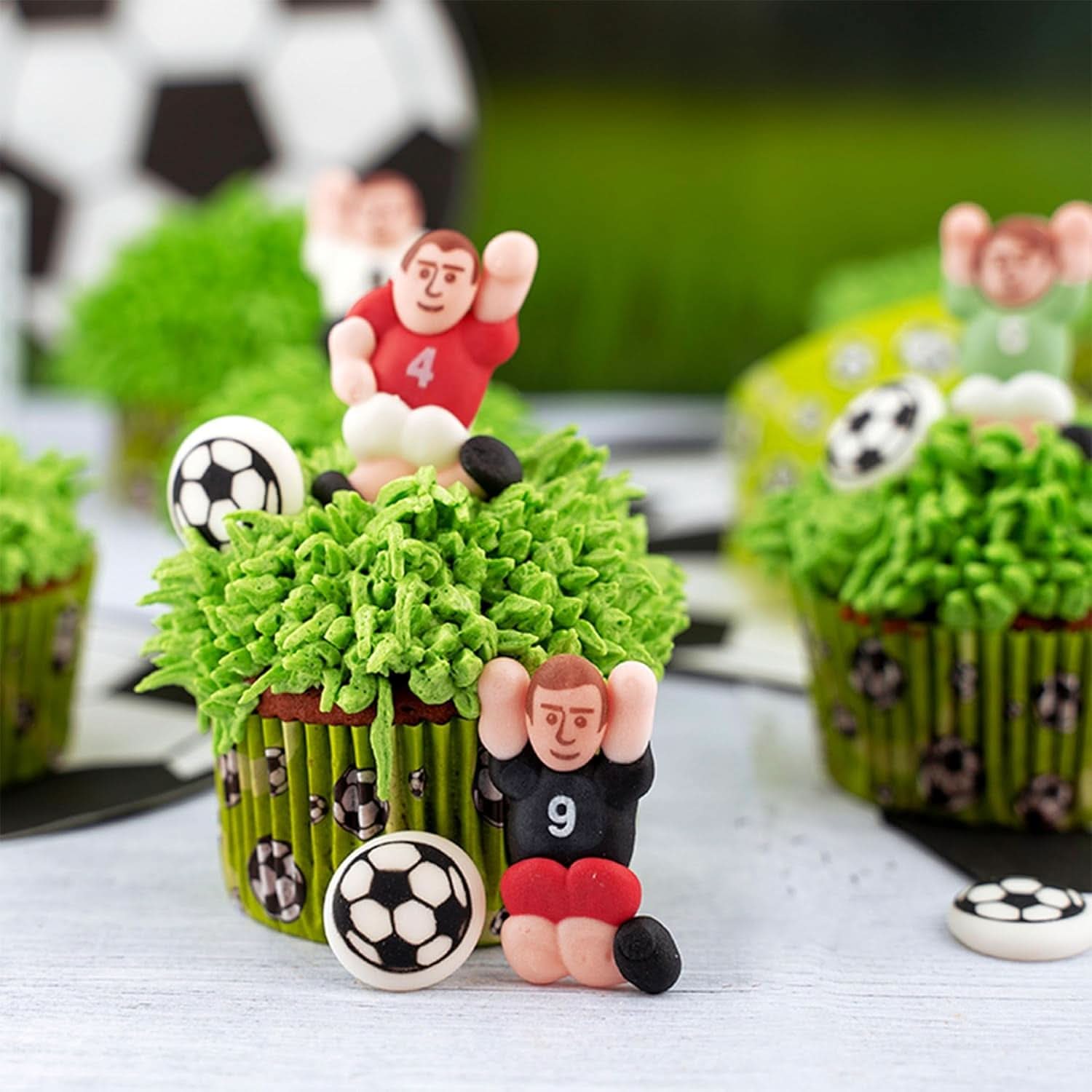 Günthart Backdecor 12 Zuckerfußballspieler und Fußbälle, 21 Gramm Naty Shop