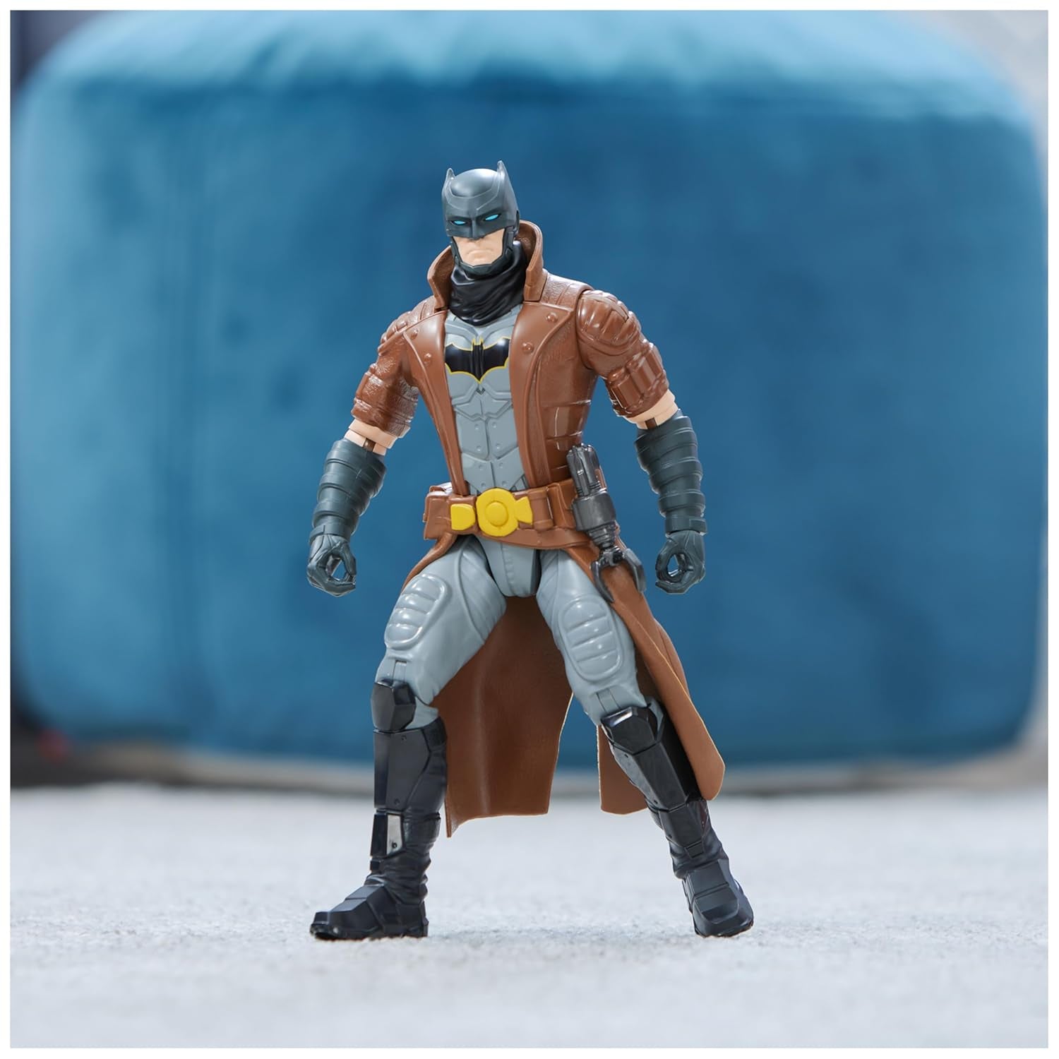 DC Comics Batman-Actionfigur, 30 cm groß, voll beweglich für spannende Abenteuer und actiongeladene Stunts. Spielzeug für Kinder ab 3 Jahren. Actionfiguren Naty Shop