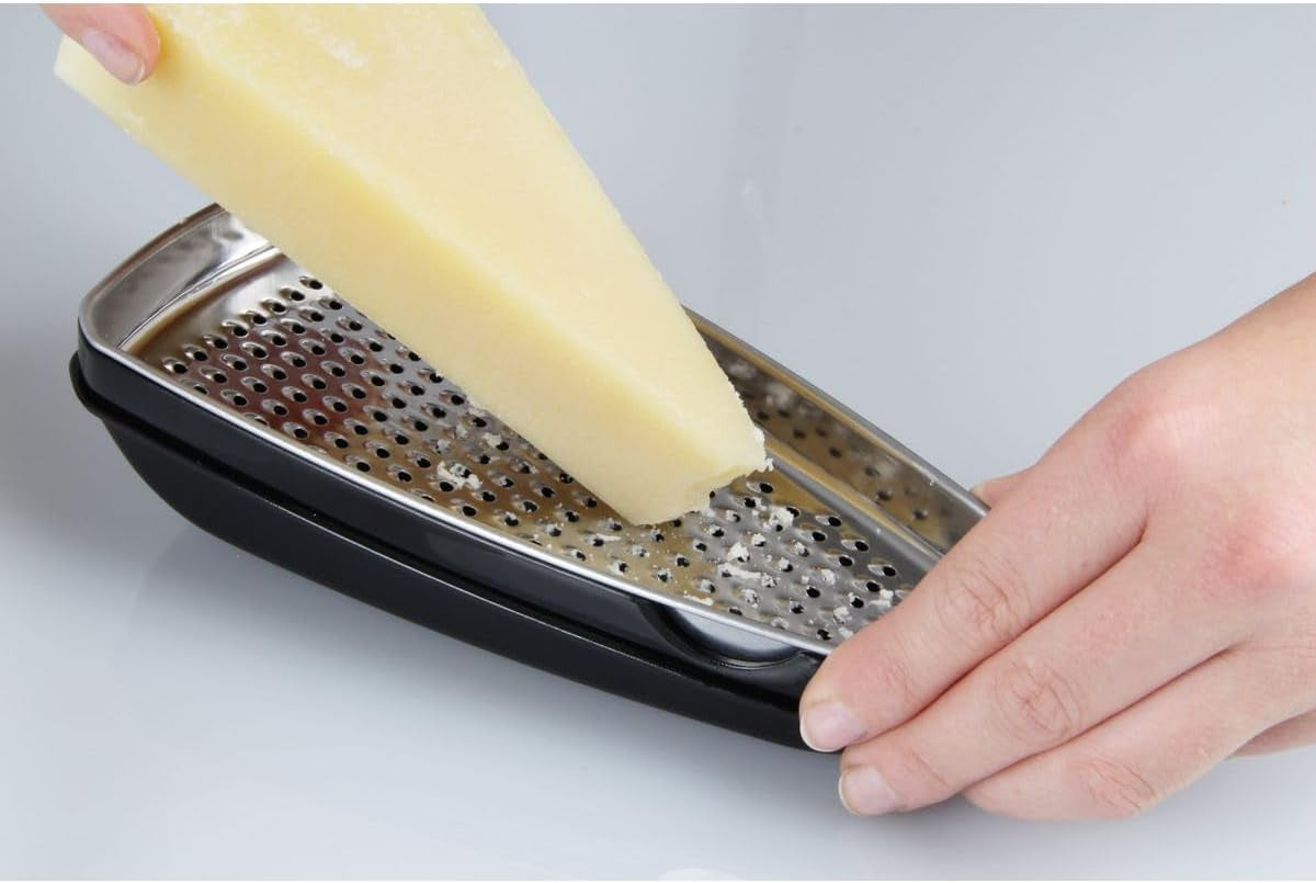 FACKELMANN Food&More 45463, Parmesanreibe aus Edelstahl mit Frischebox Schäler Naty Shop